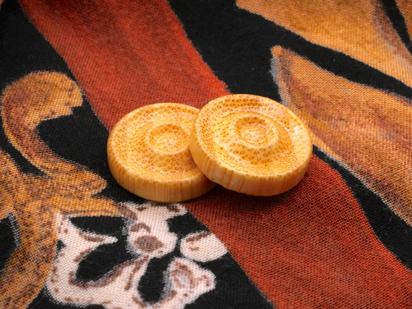 Bamboo End Grain Wood Pair of Buttons 18mm