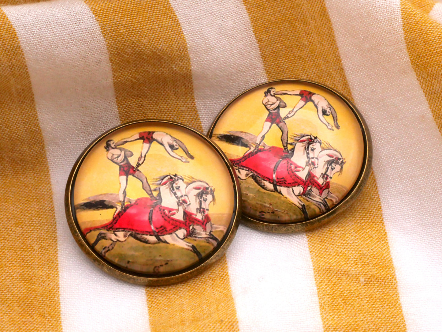 Circus Performers Horses Glass Dome Bronze Metal Button 28mm