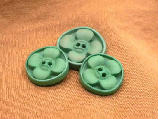 Clover Sea Green Plastic Sew-Thru Vintage BGE Buttons Various 18-21mm