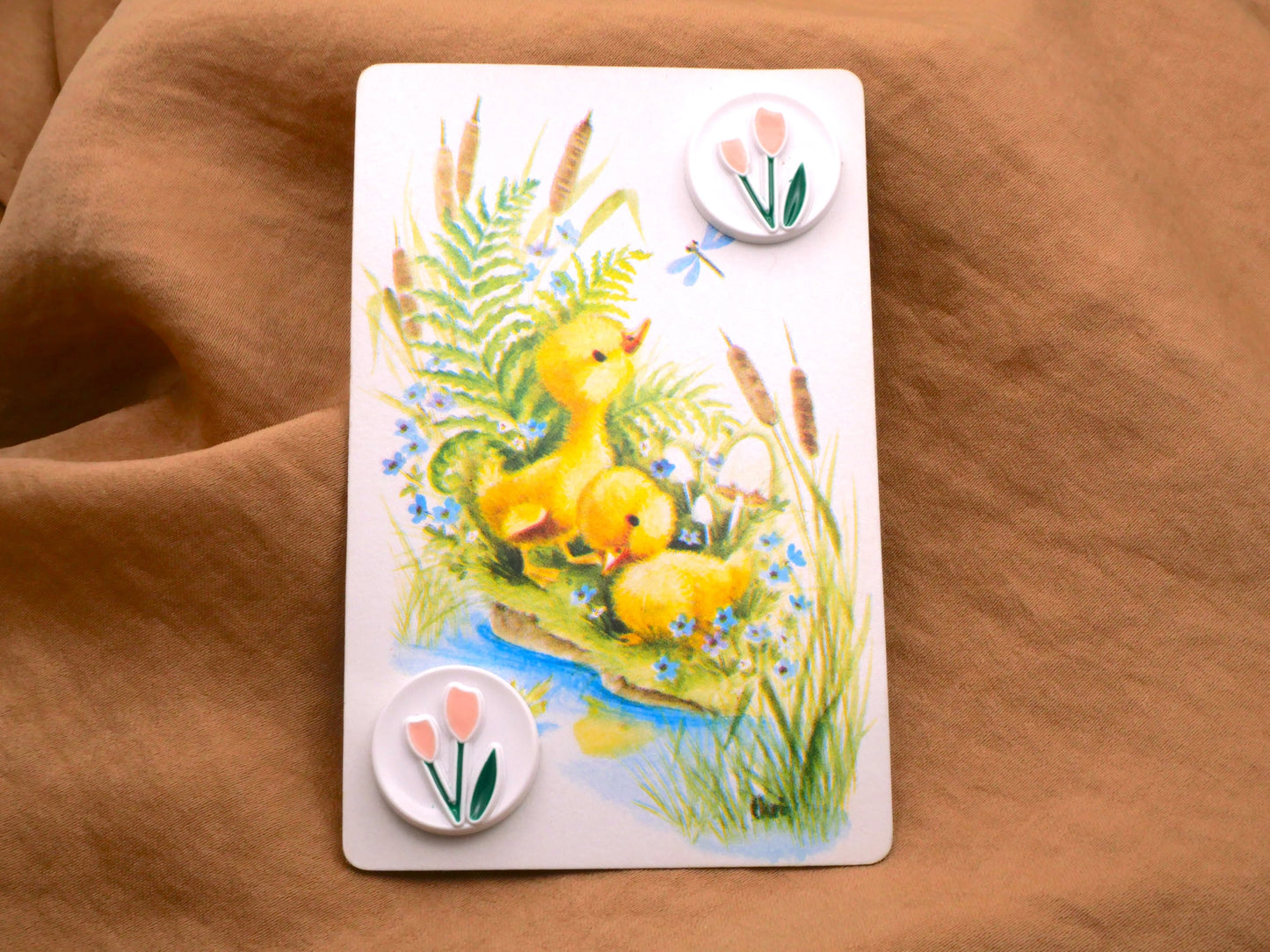 Tulips Carded Bunny Ducklings Easter Buttons Various 18mm