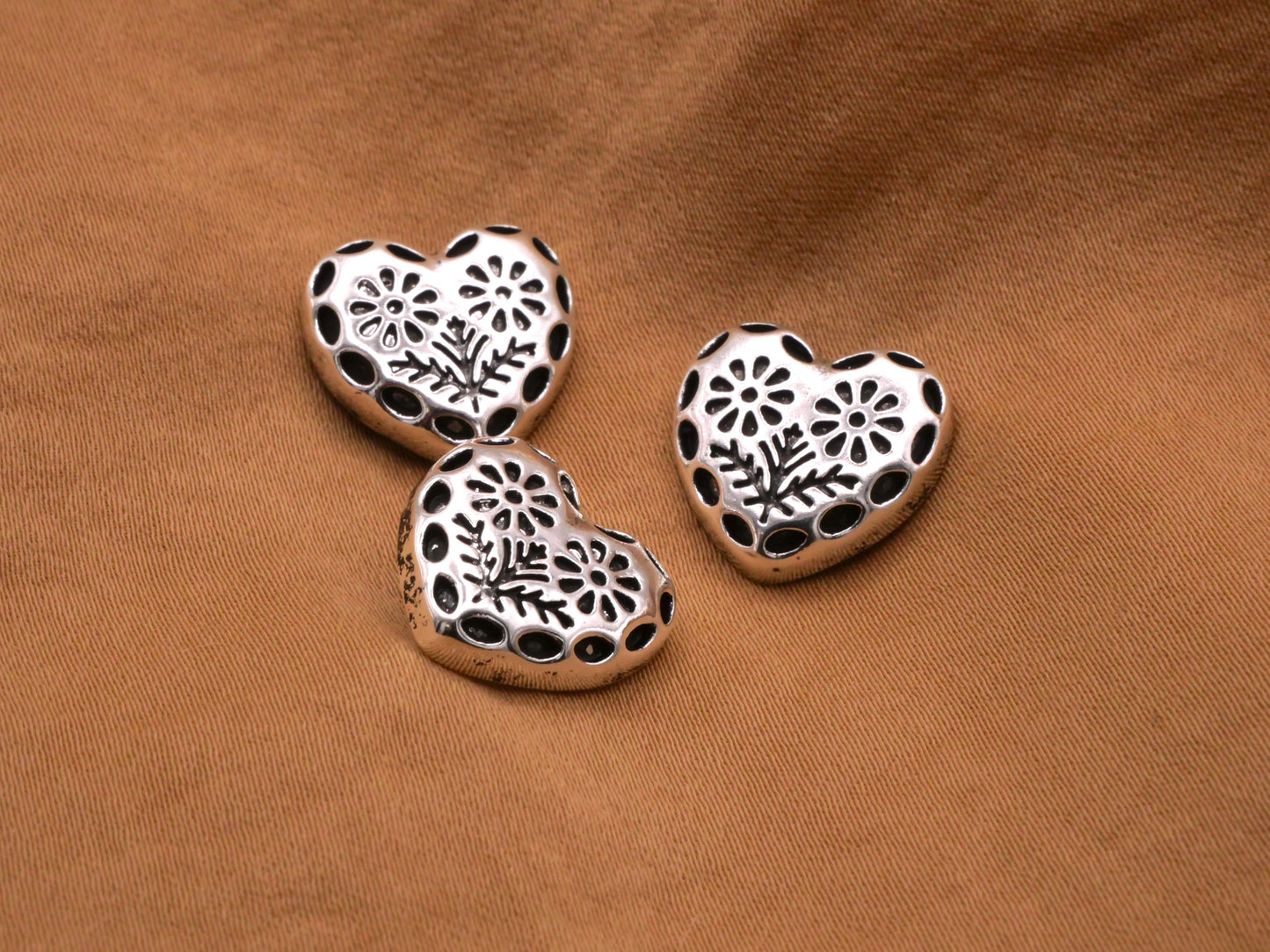 Heart with Flowers Folk Art Look Metal Button 15mm