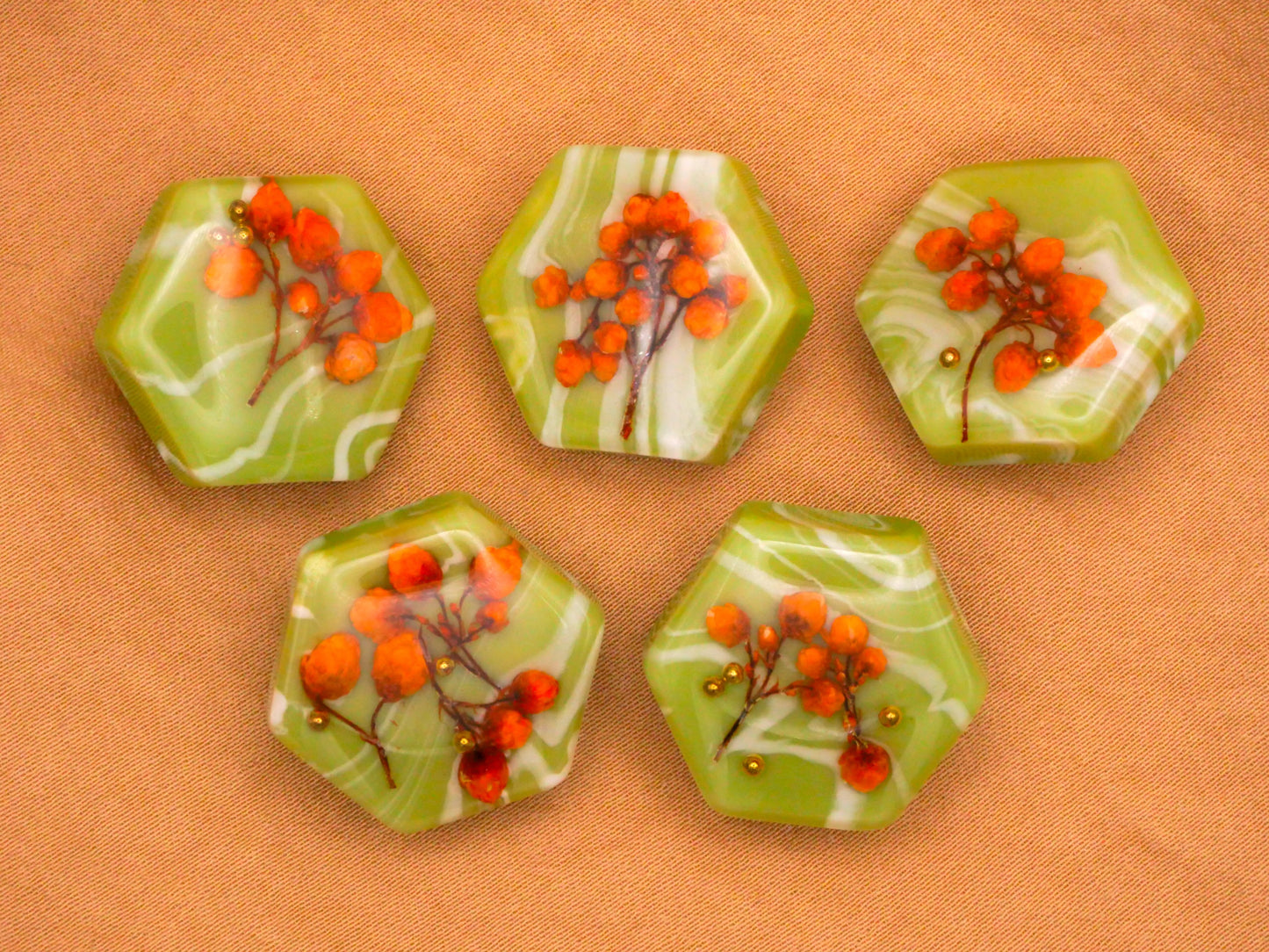 Habitat Dried Flower Green Orange Hexagon Plastic Button 20x22mm