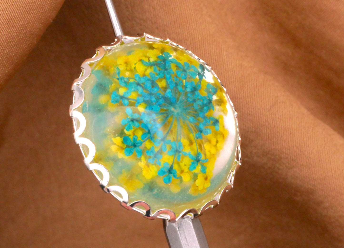 Habitat Aquamarine Green Yellow Real Flowers Plastic Dome Metal Button 26mm