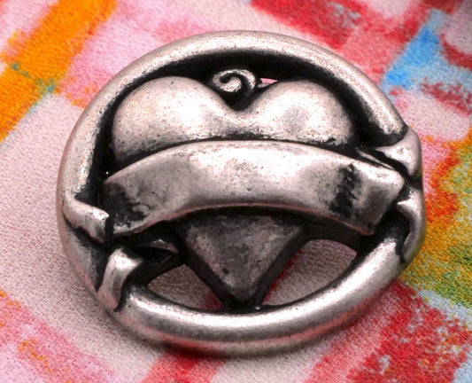 Heart with Banner Circle Metal Button 20x22mm