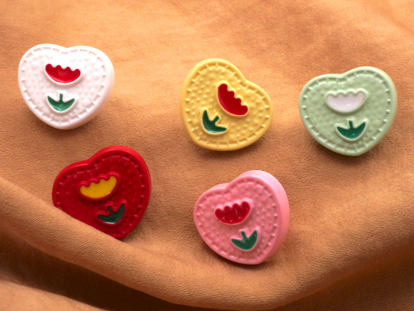 Heart Tulip Center Plastic Shank Button Various Colors 16x18mm