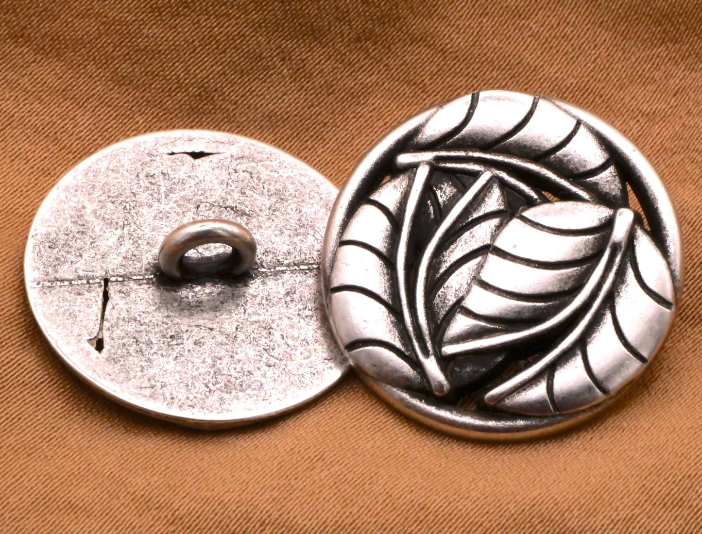 Foliage Leaf Three Leaves Metal Button 23mm