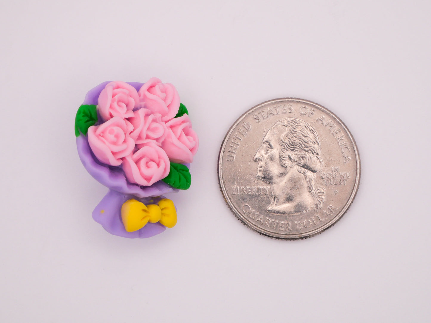 Bouquet Flowers Plastic Set of Five Buttons 22x27mm