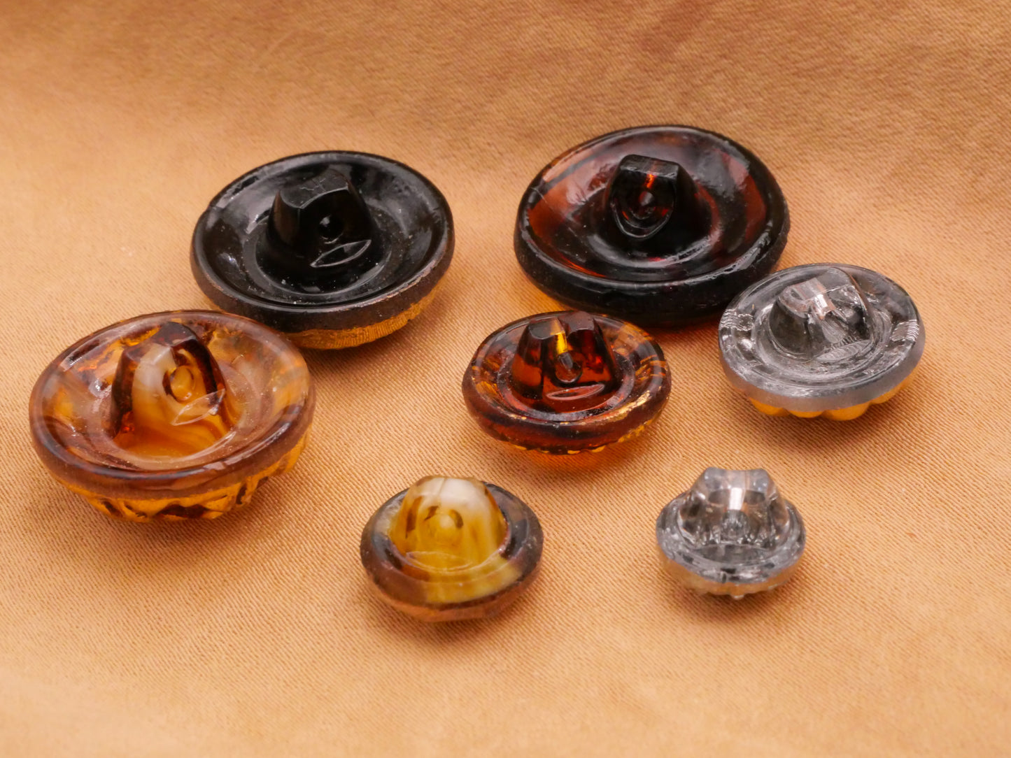 Glass Vintage Tortoiseshell Topaz Gold Set of Seven Buttons 9-18mm