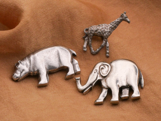 Danforth Pewter Safari Animals Elephant Hippo Giraffe Metal Buttons 15-27mm