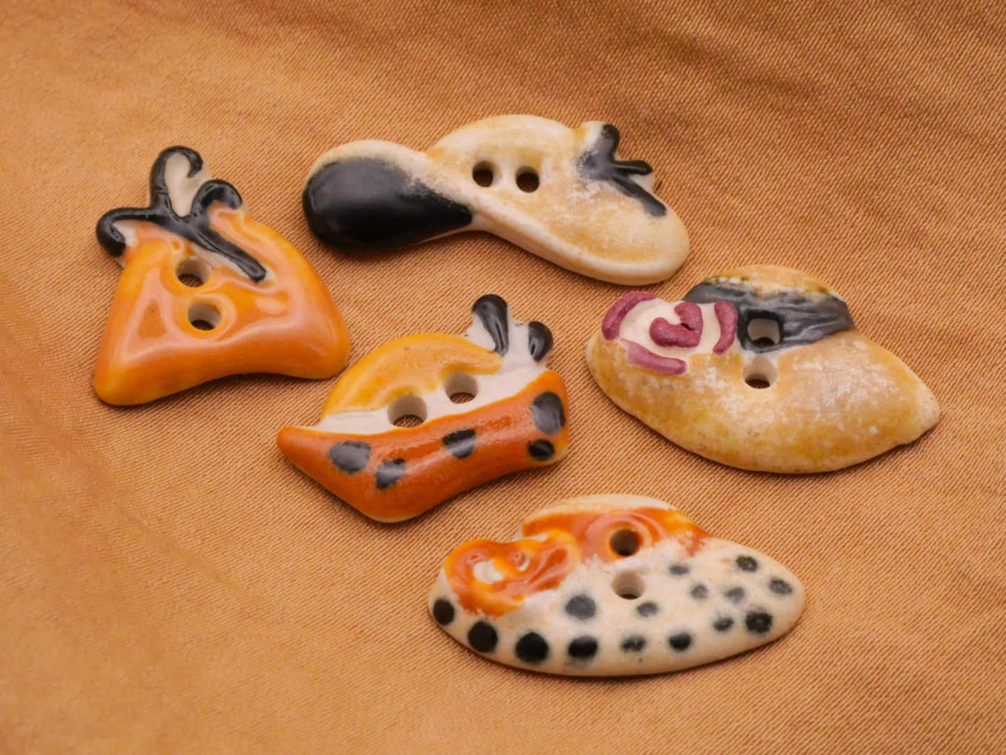 Hats Fashionable Ceramic Hand-Painted Sew-Thru Buttons Various 14-28mm