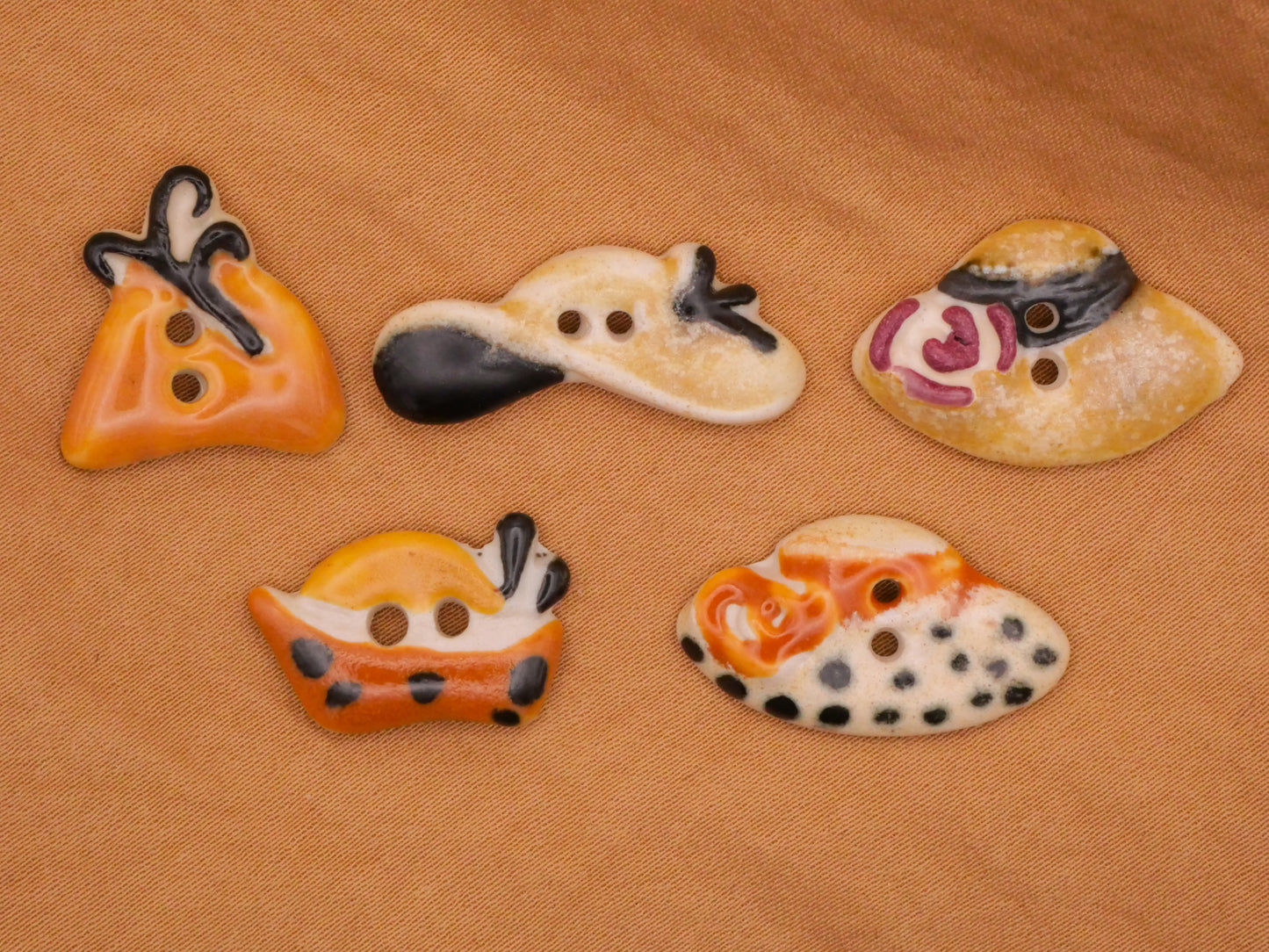 Hats Fashionable Ceramic Hand-Painted Sew-Thru Buttons Various 14-28mm