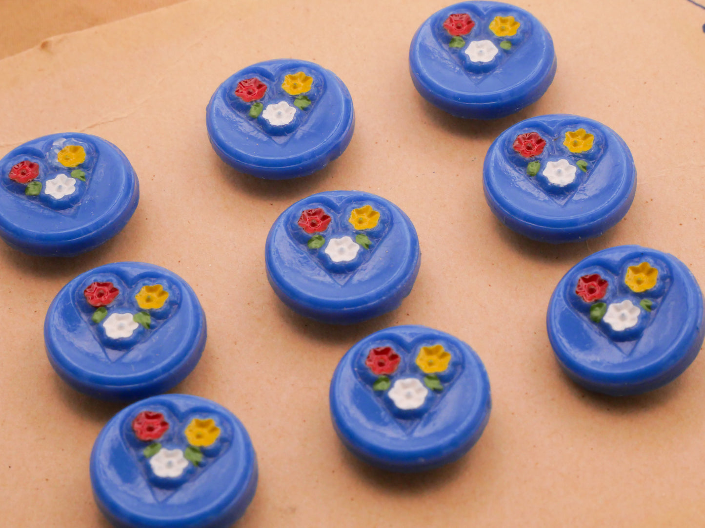 Heart Flower Blue Glass Vintage Button 13mm