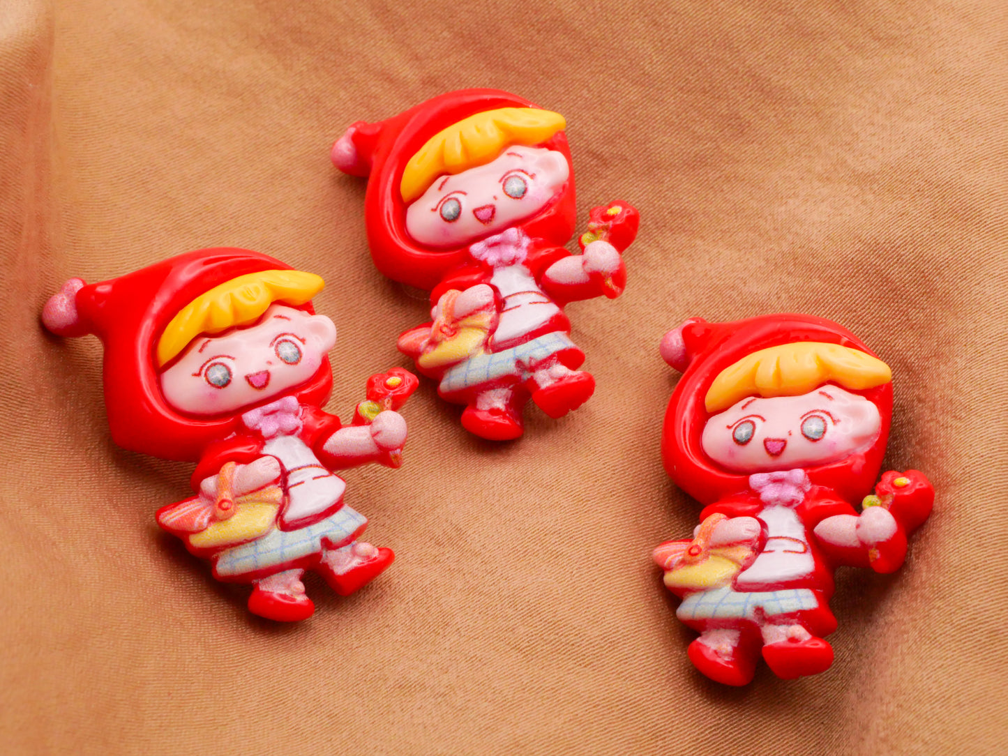 Little Red Riding Hood Kids Plastic Button 22x31mm