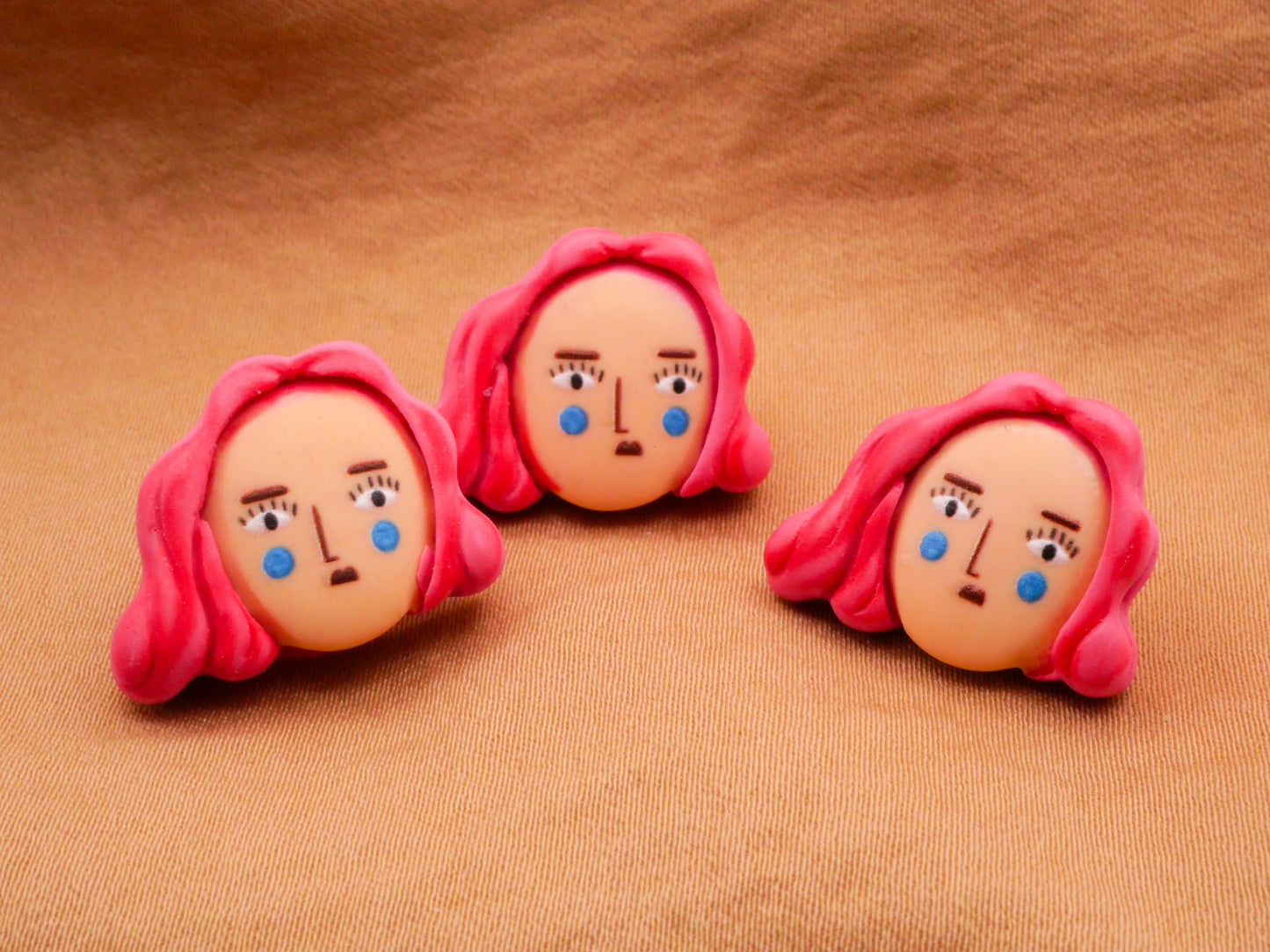 Women Portrait Faces Pink Green Hair Plastic Button Various 15-20mm