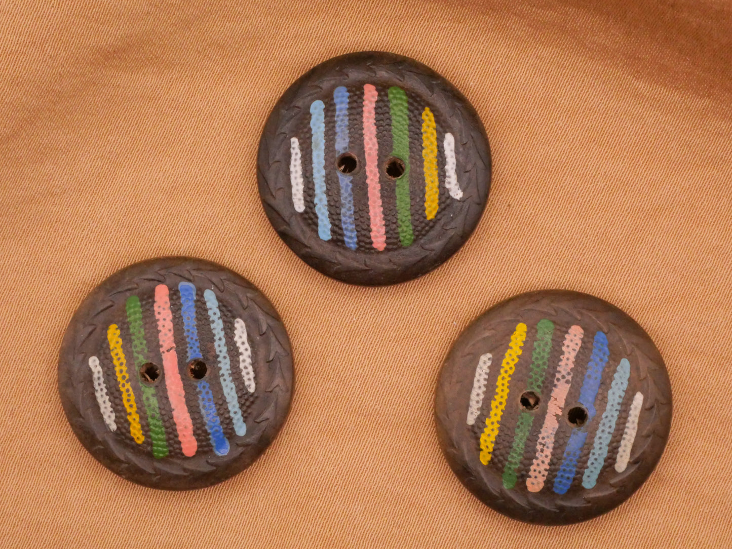 Pressed Wood Wreath Hand-Painted Stripes Czech Vintage Button 23mm