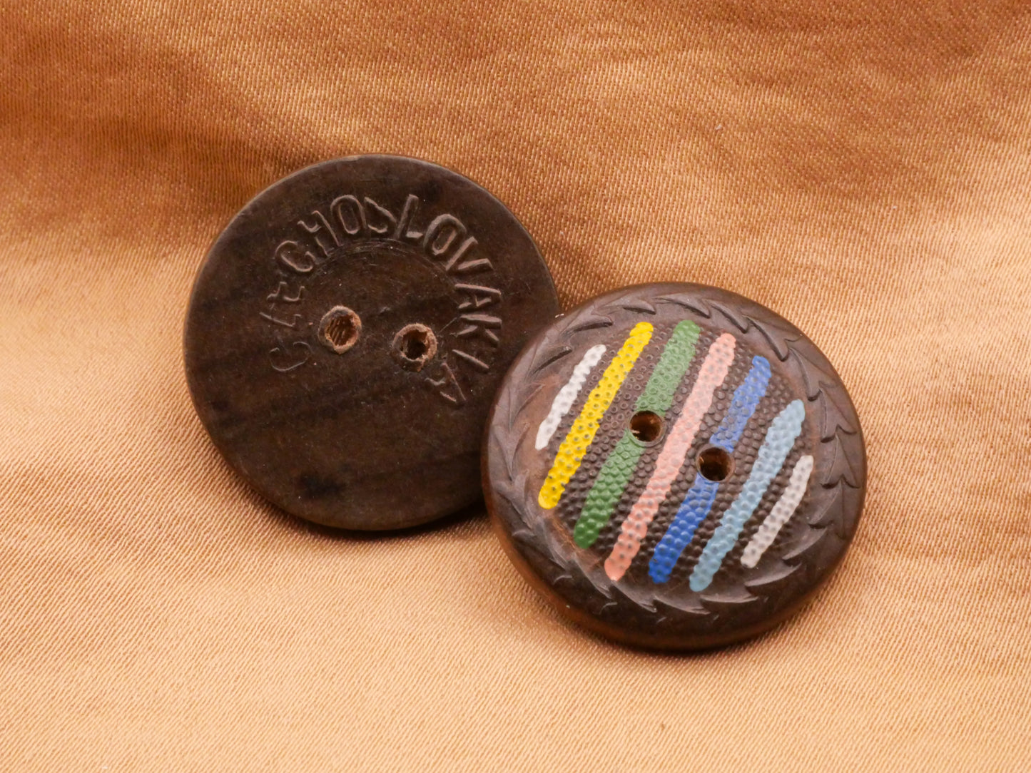 Pressed Wood Wreath Hand-Painted Stripes Czech Vintage Button 23mm