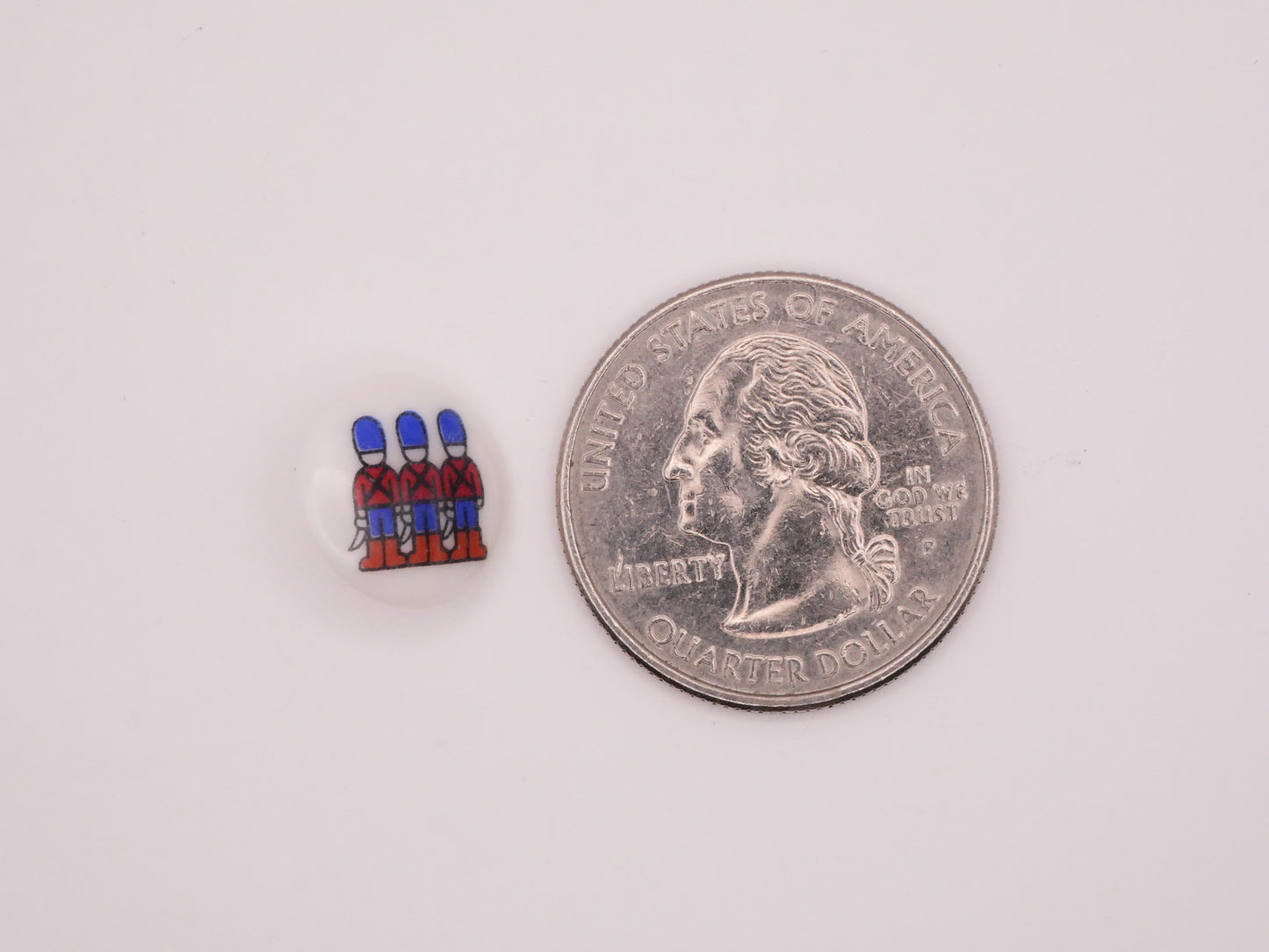 Kings Guard England Vintage Plastic Button 13mm