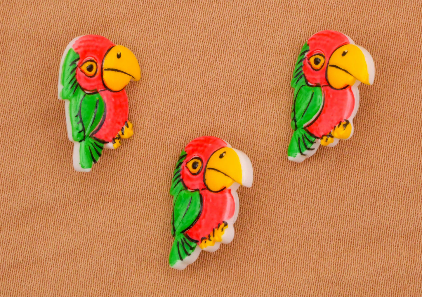 Bird Parrot Red Green Plastic Button 11x17mm