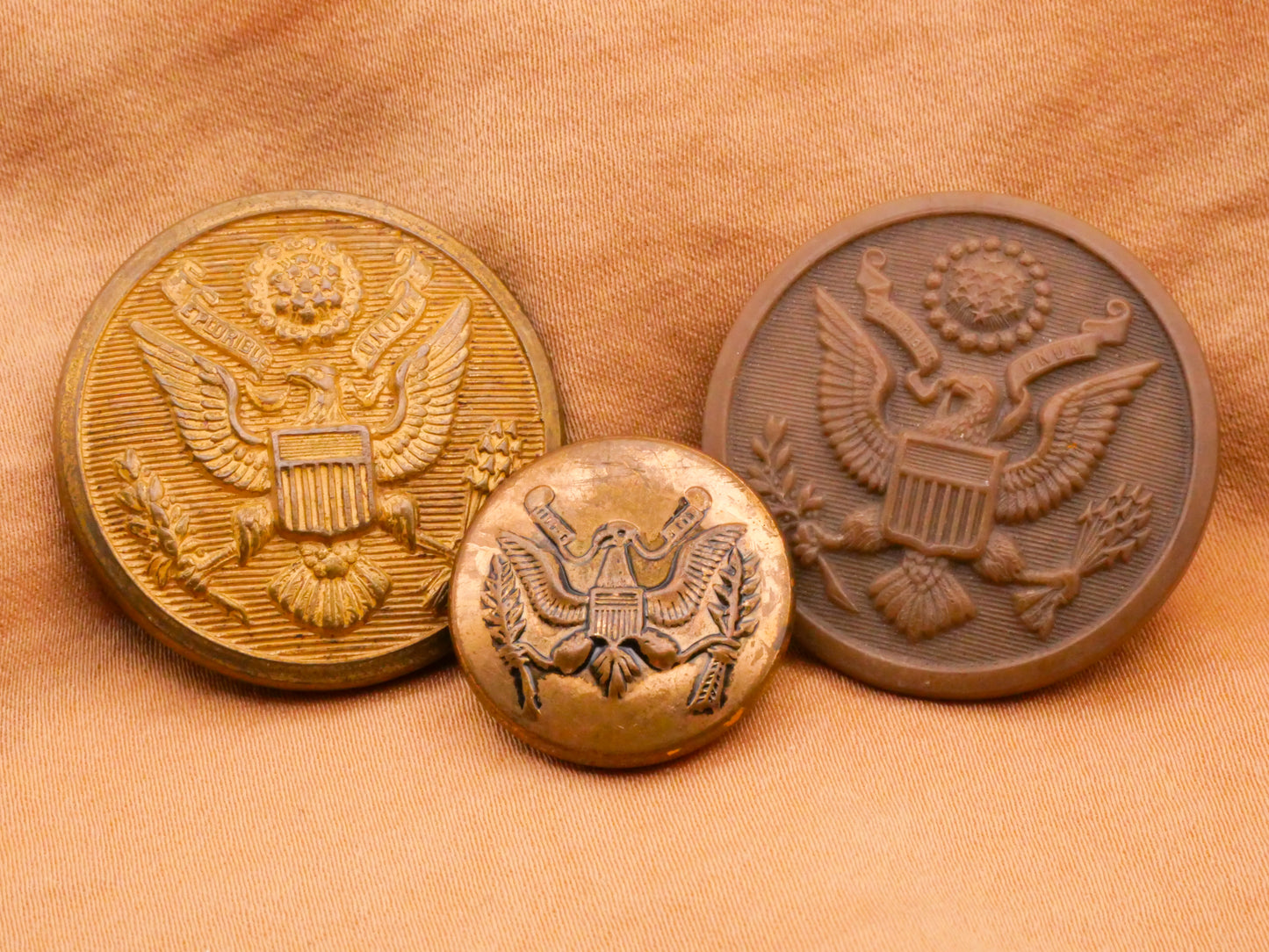 Military US Army Great Seal of United States Eagle Metal Plastic Button Various 19-29mm