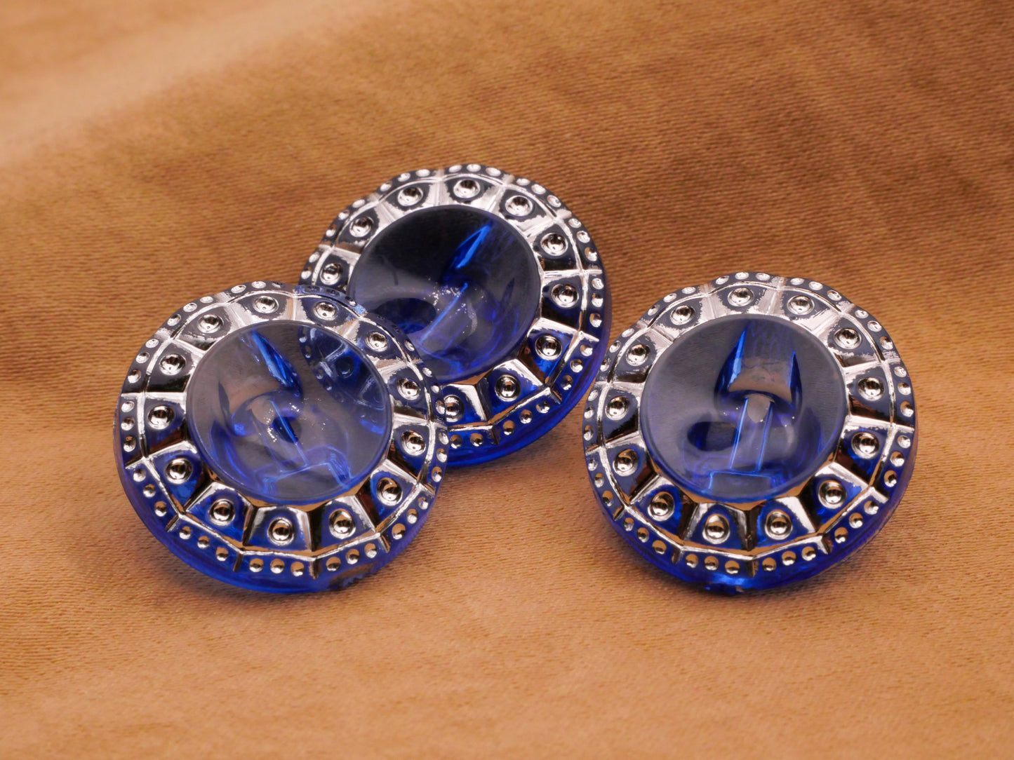 Sparkle Red Blue Transparent Plastic Set of Three Buttons Various 20mm
