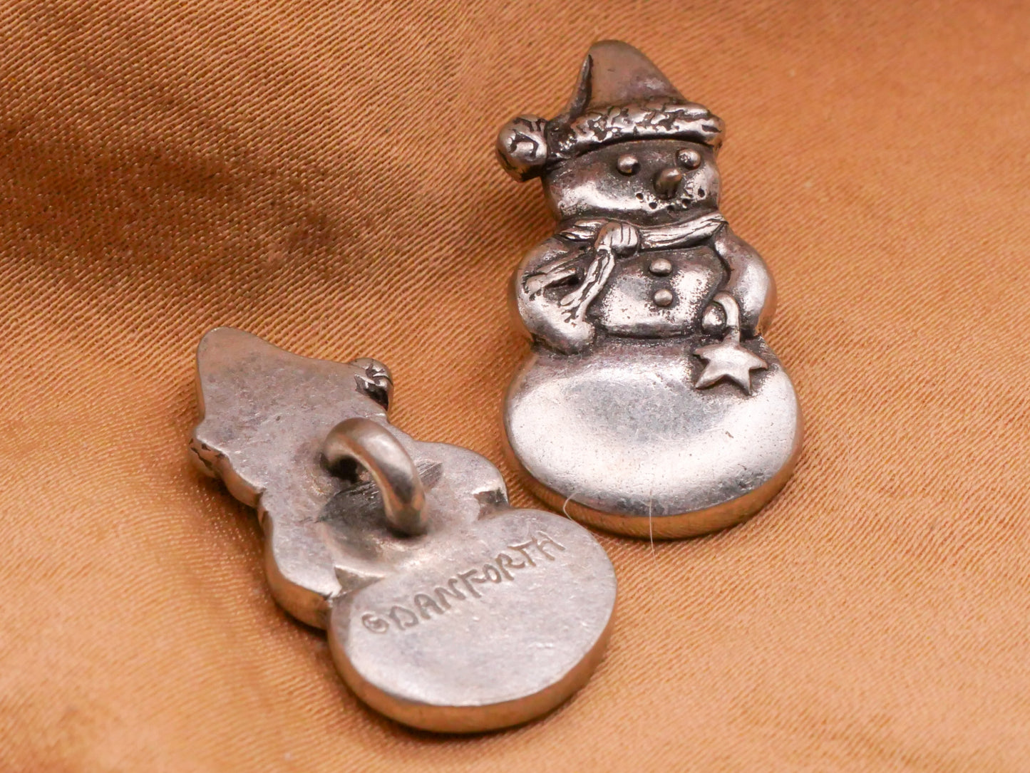 Snowman Danforth Pewter Back Mark Metal Button 13x24mm