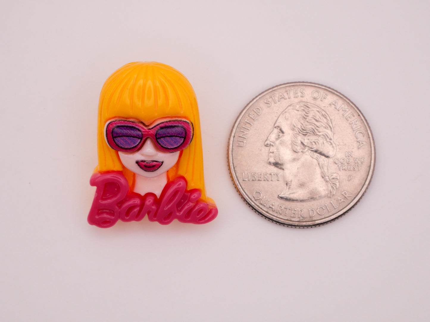 Barbie Sunglasses Verbal Plastic Button 21x27mm