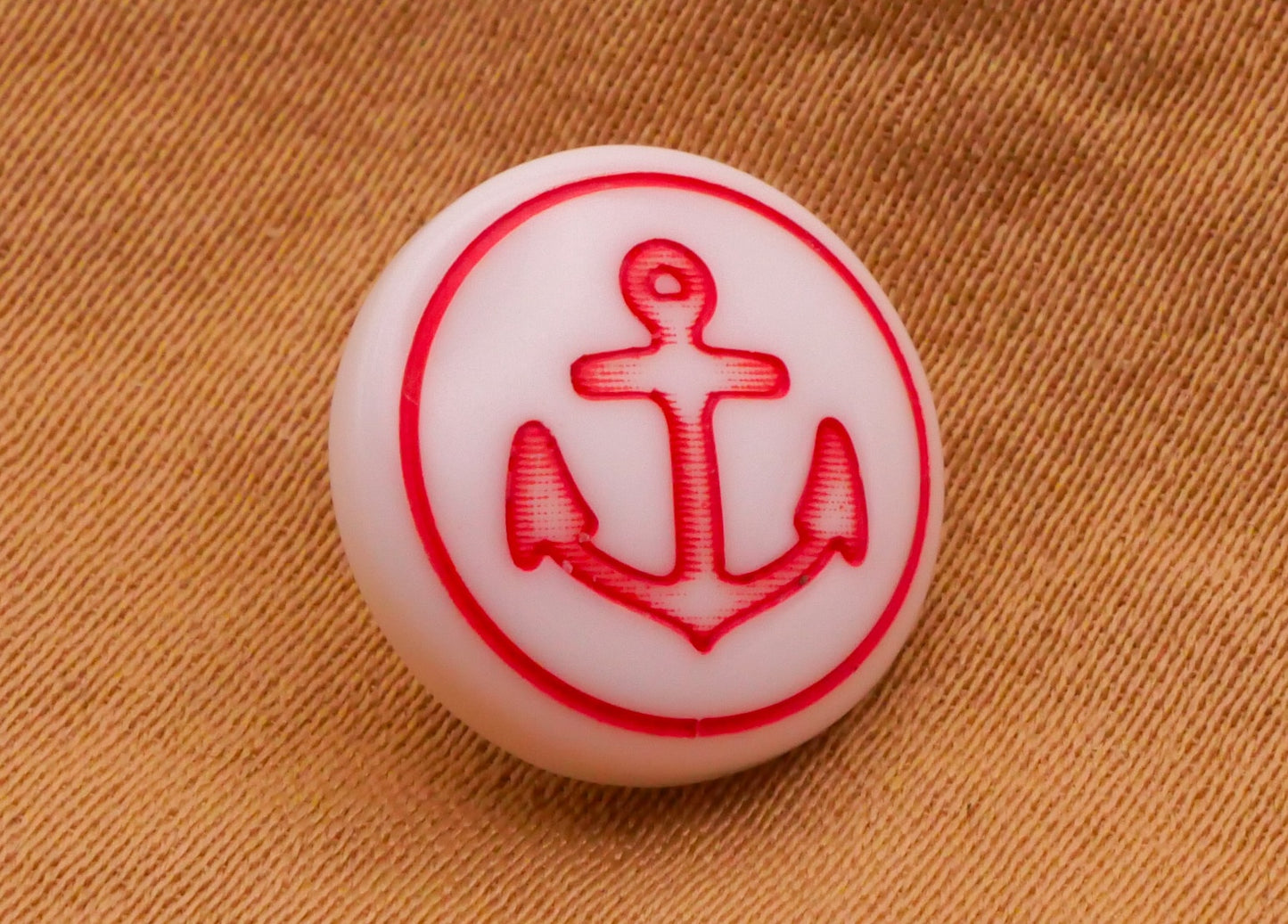 Anchor Red White Plastic Set of Three Buttons 13mm