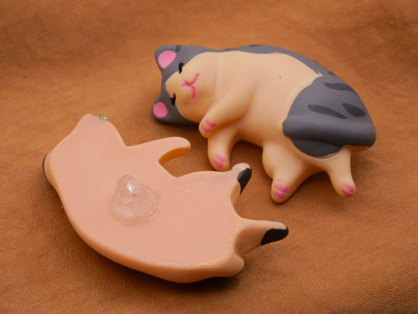 Cat Kitty Sleeping Large Plastic Button Various 27x43mm
