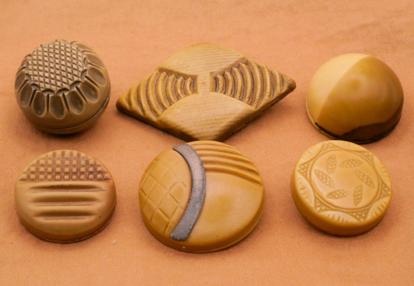 Celluloid Bubble Tight Top Texture Tan Vintage Button Various 22-43mm
