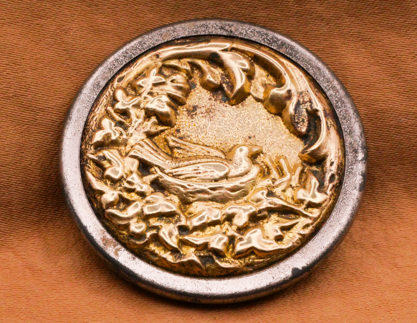 Bird Branch Nest Lattice Metal Picture Button Various 23-34mm