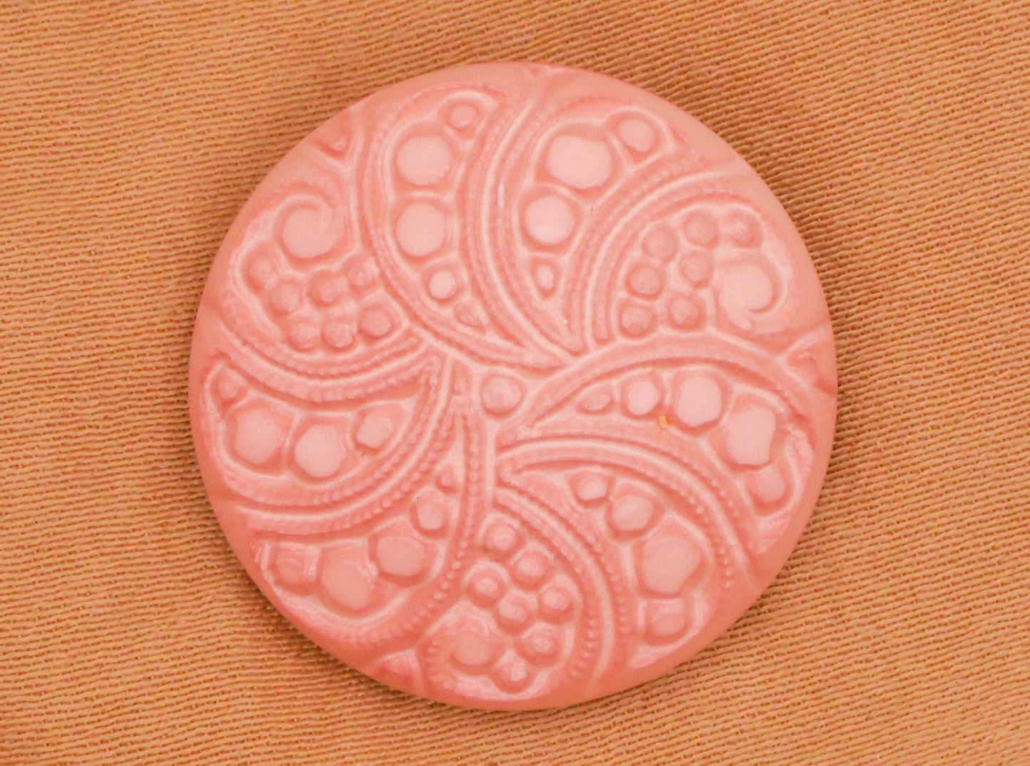 Swirl Dot Dusty Rose Pink Plastic Button 23mm
