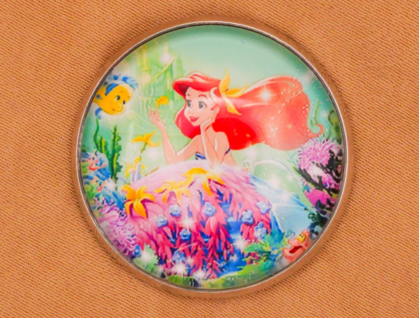 Disney Aladdin Little Mermaid Pocahontas Alice in Wonderland Glass Dome Silver Metal Button Various 27mm