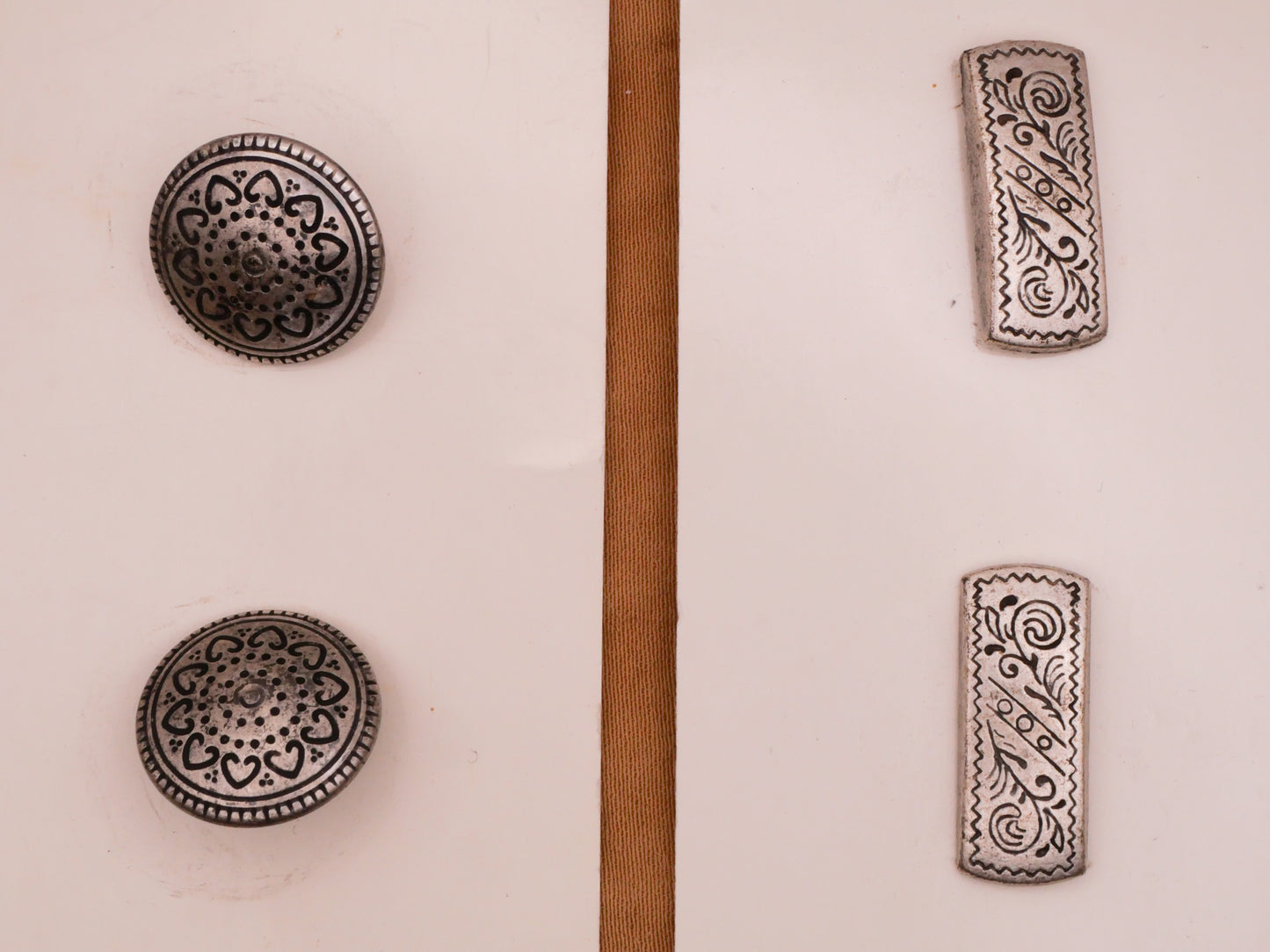 JHB Metal Design Carded Pair of Buttons Various 8-20mm