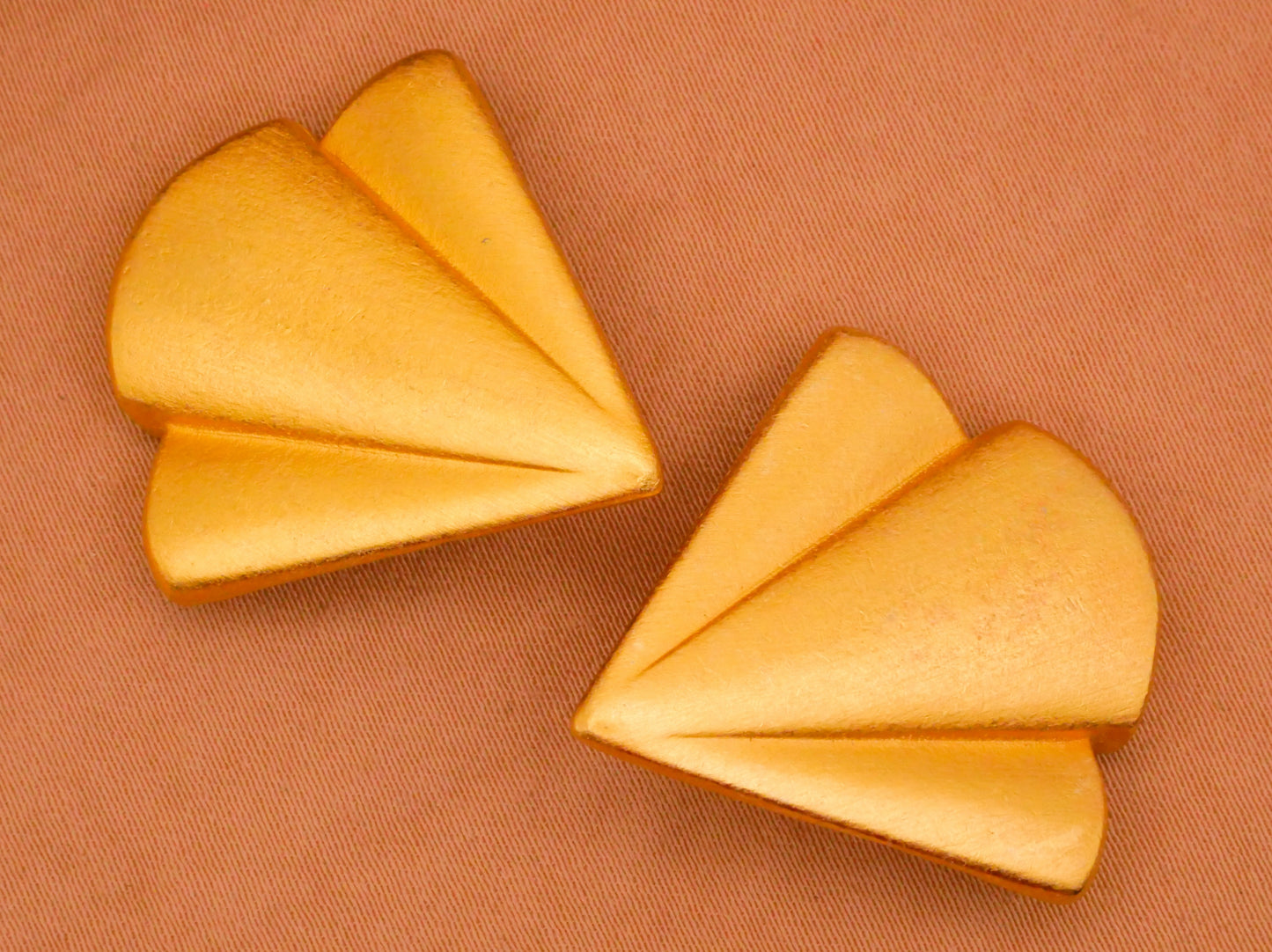 Fan Art Deco Vintage Gold Metal Button 29mm