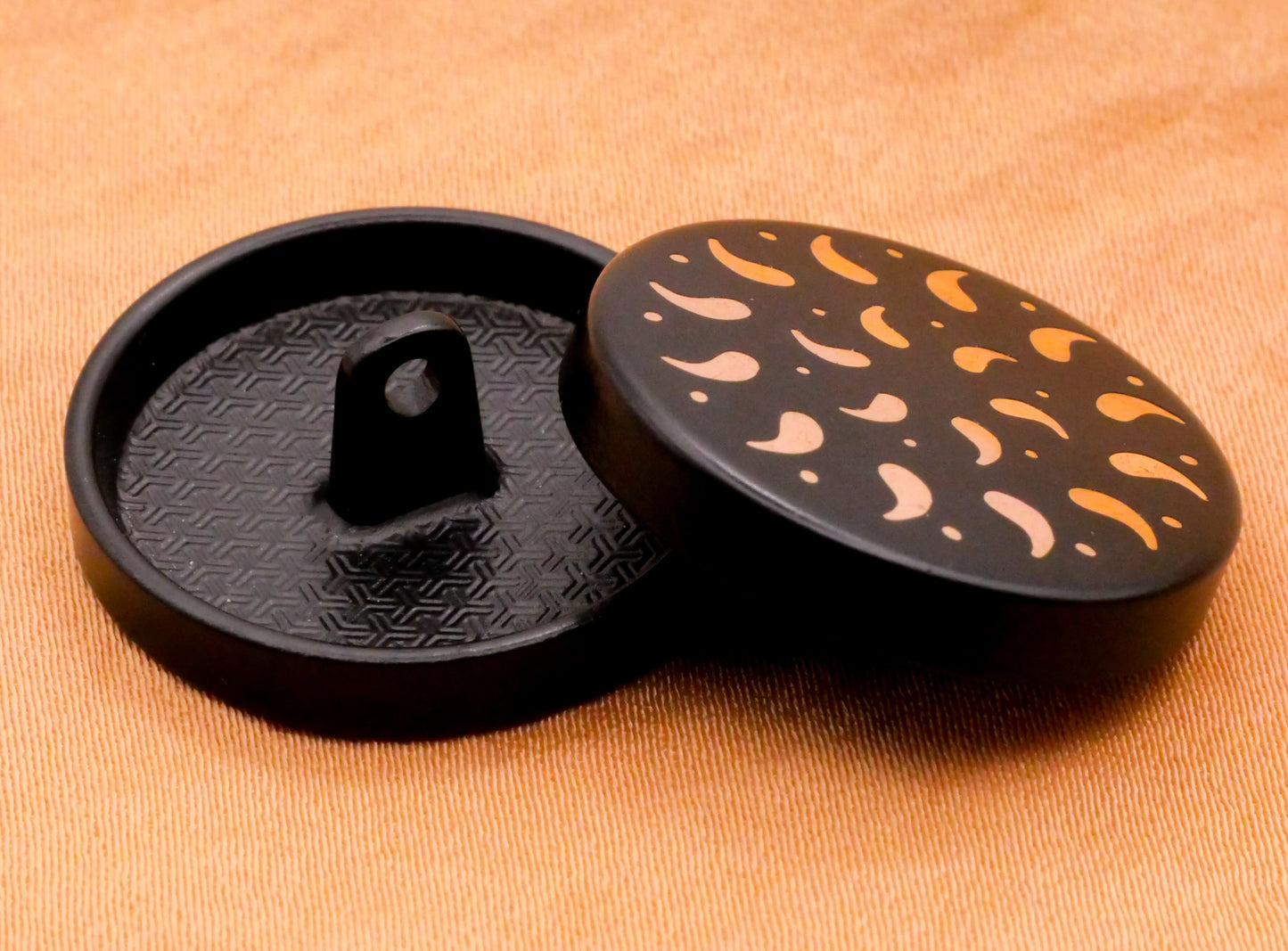 Paisley Sun Mandala Black Gold Metal Button 23mm
