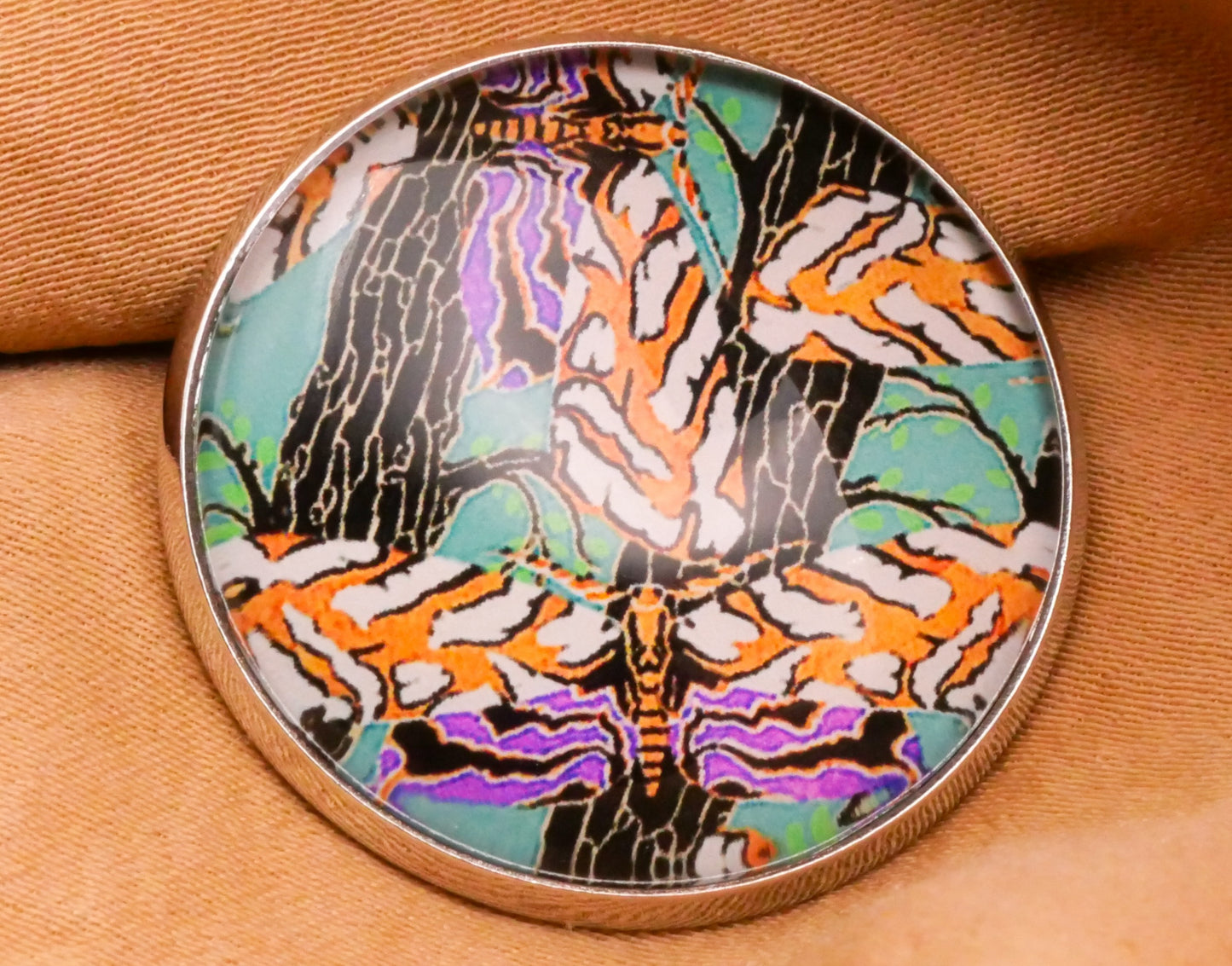 Moth Butterfly Pattern French Artist Eugène Séguy Dome Glass Silver Metal Button Various 27mm