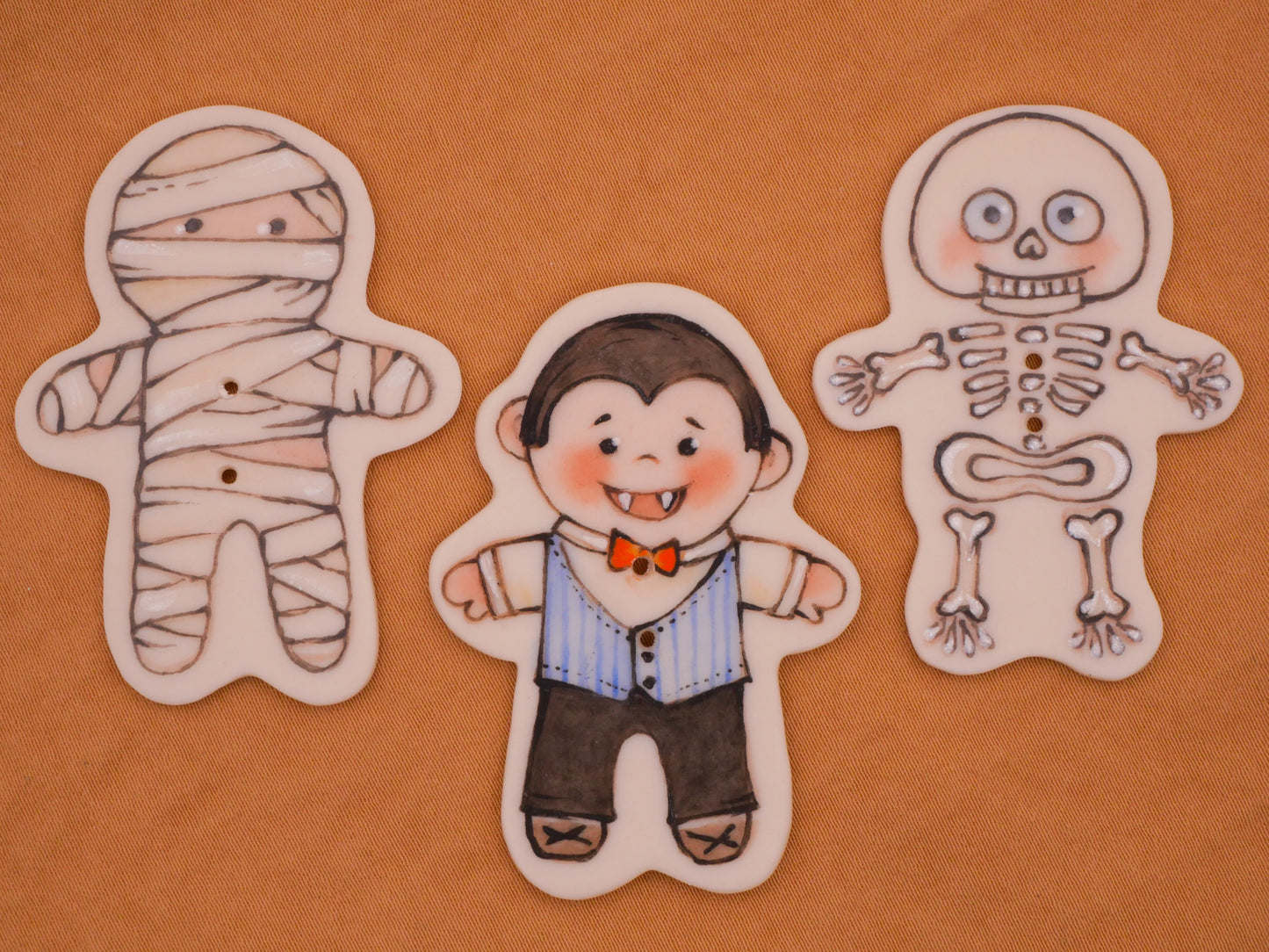 Monster Mummy Dracula Skeleton Halloween Hand-Painted Porcelain Ceramic Button Various 35-50mm