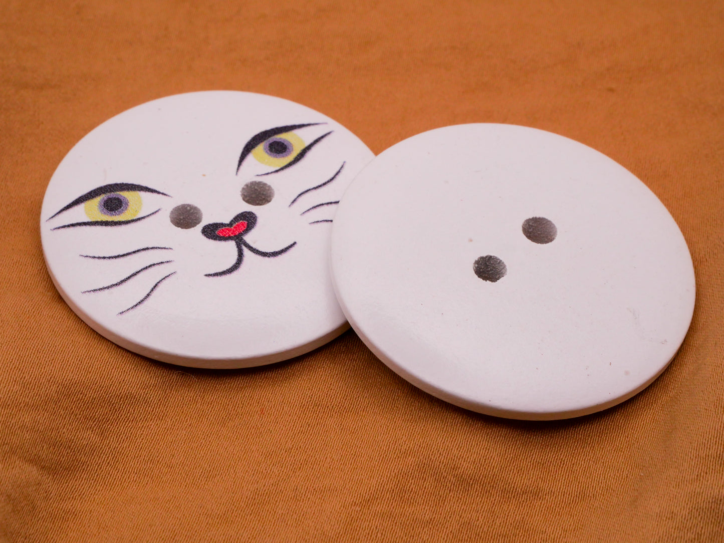 Cat Kitty Face Green Eyes Large Wood Pair of Buttons 40mm