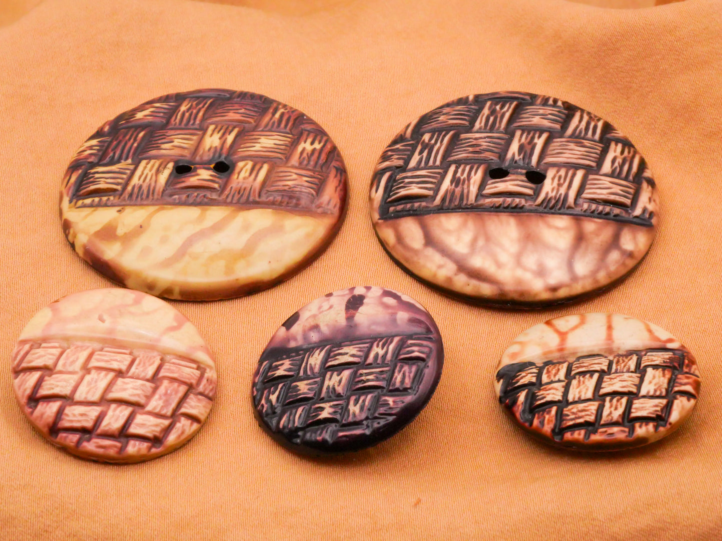 Basketweave Basket Woven Celluloid Early Plastic Button Various 26-43mm