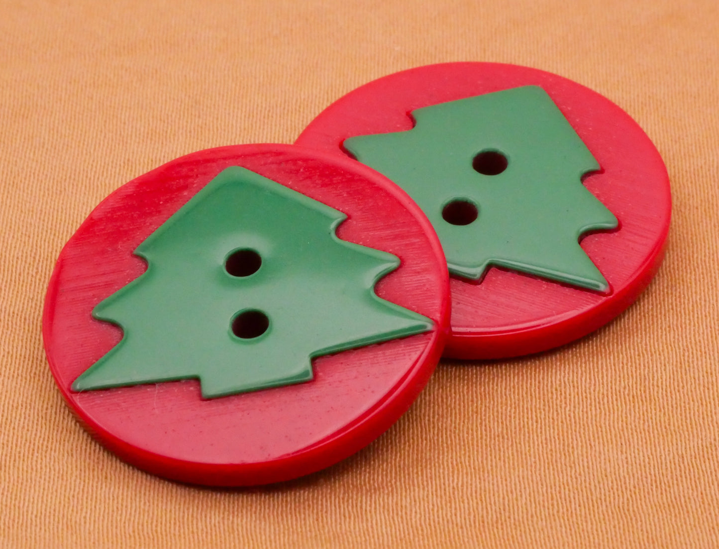 Snowflake Pine Christmas Tree Red Plastic Pair of Buttons Various 25mm