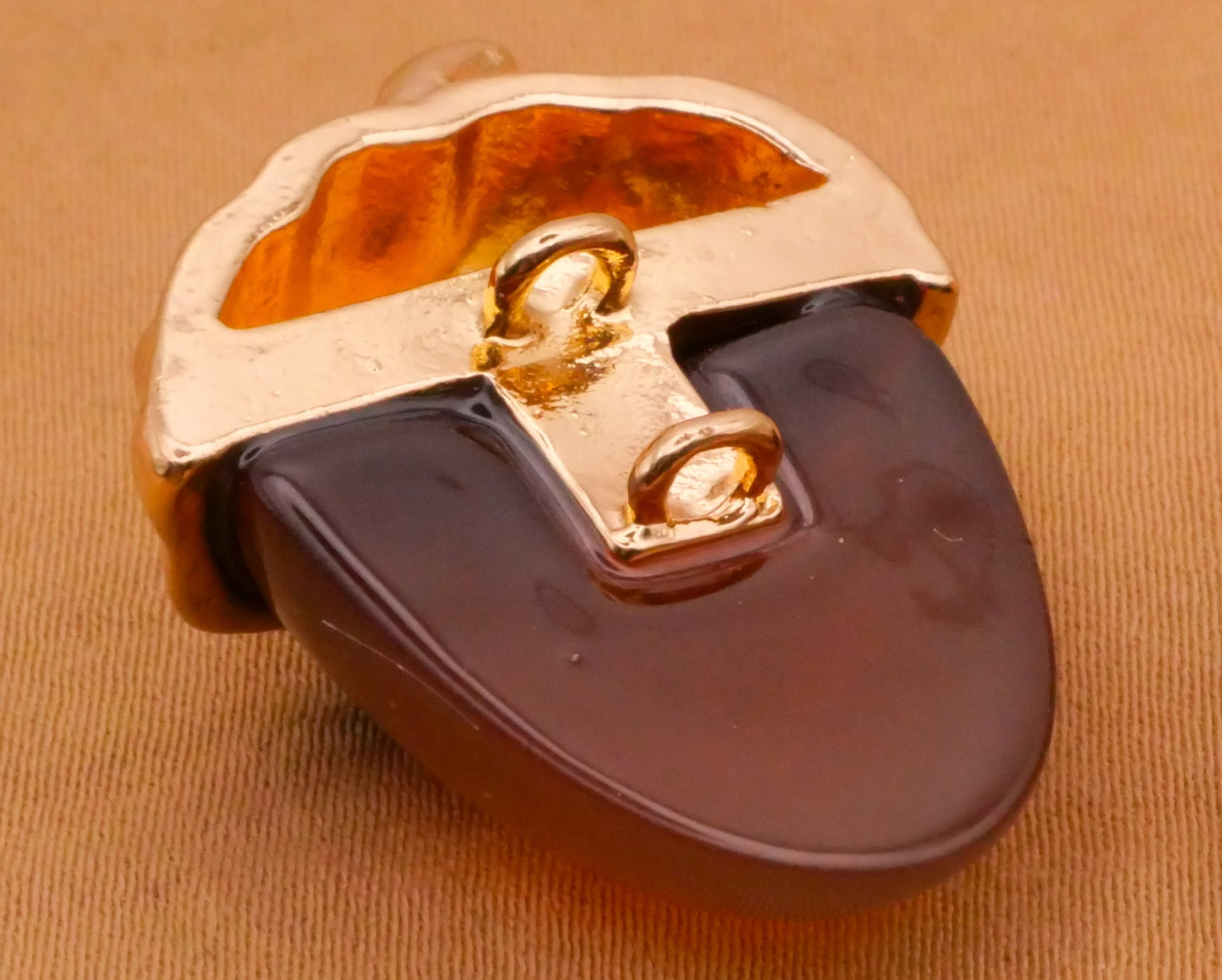 Acorn Resin Gold Metal Cap Double Shank Button 23x31mm