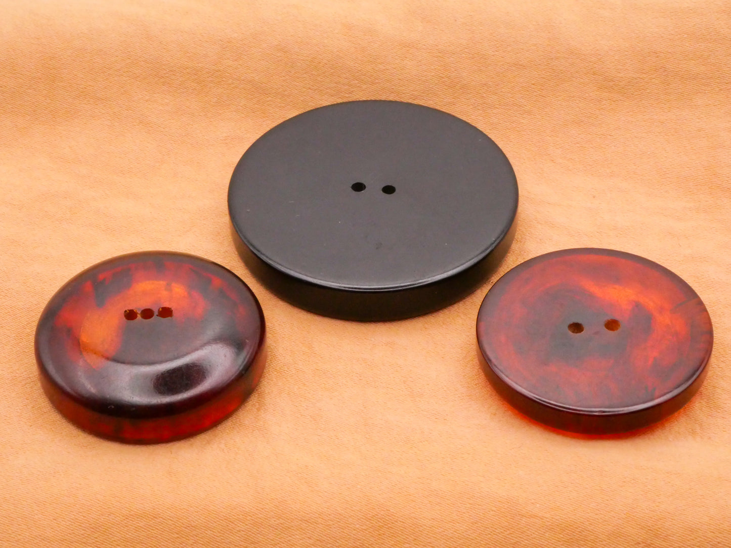 Sand Shell Inlay Early Plastic Root Beer Bakelite Vintage Button Various 28-37mm