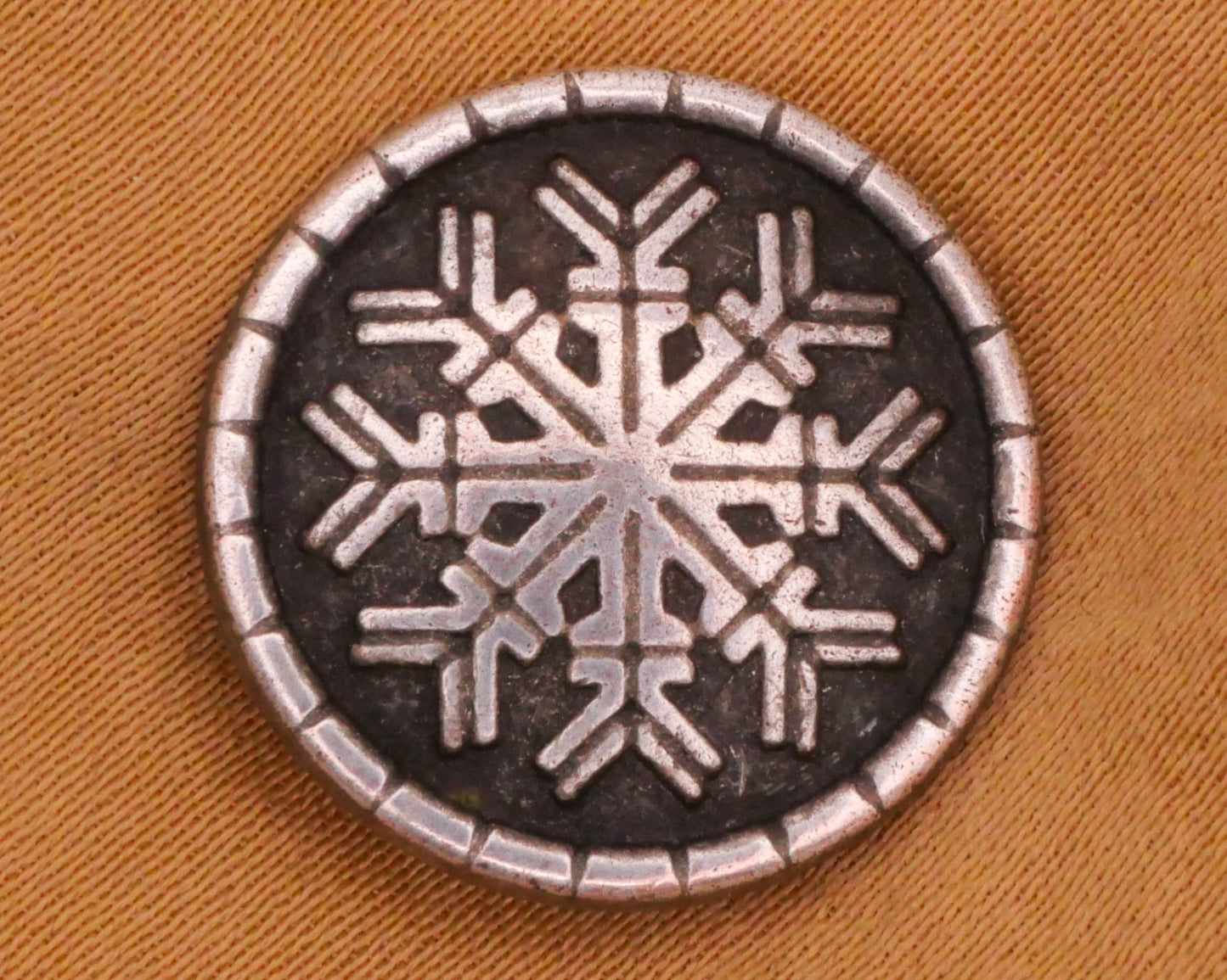 Snowflake Norwegian Pewter Metal Button 18mm