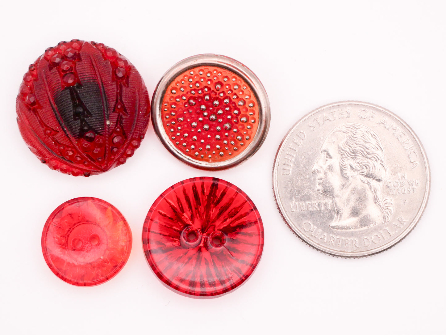 Leaves Snow Snowflakes Red Glass Vintage Button Various 14-21mm
