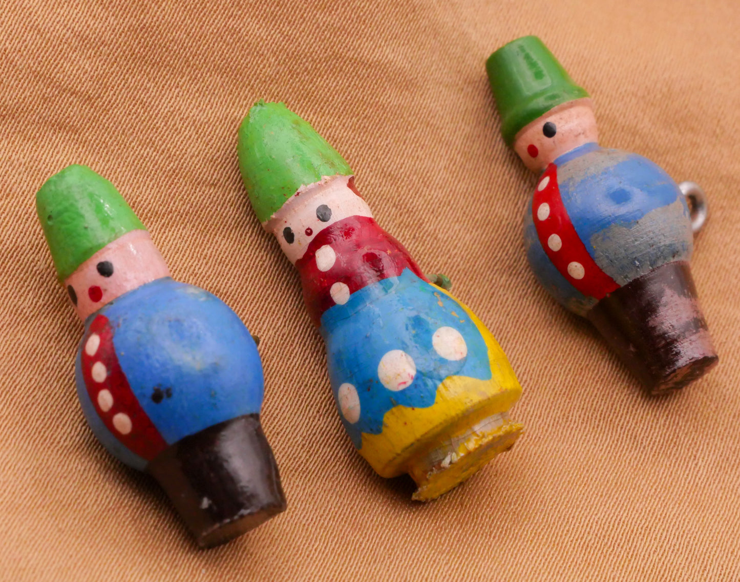 People Hand-Painted Vintage Wood Button Various 10-28mm