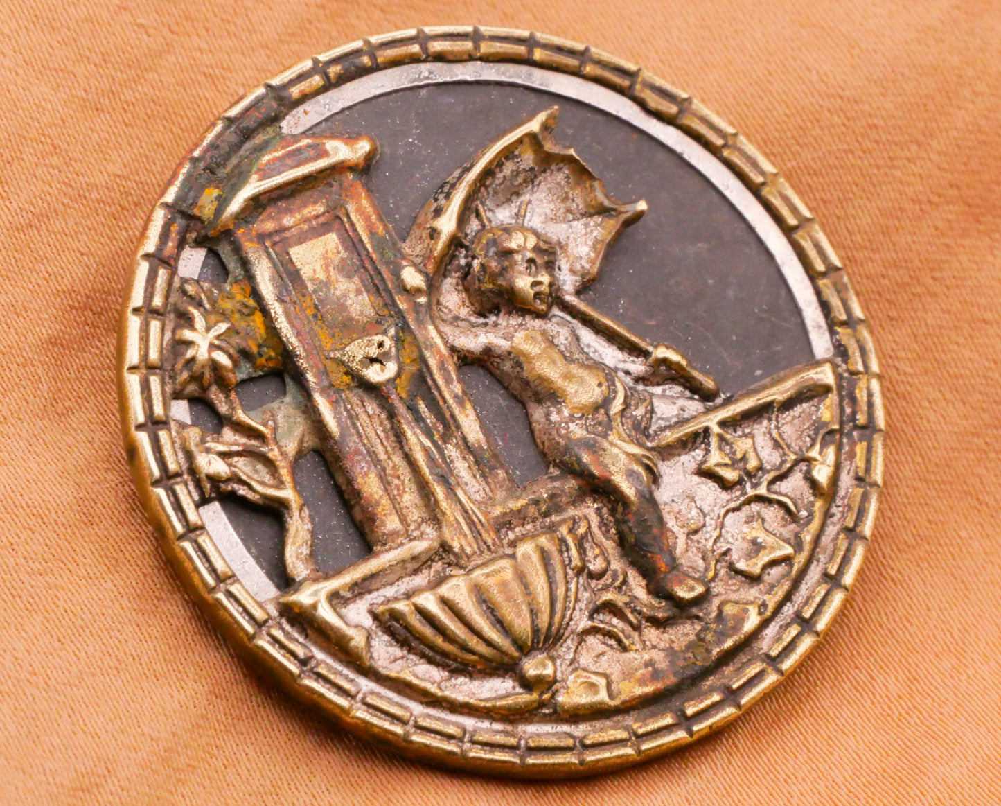 Cherub Cupid Putti Lion Victorian Large Tinted Metal Button Various 36-38mm