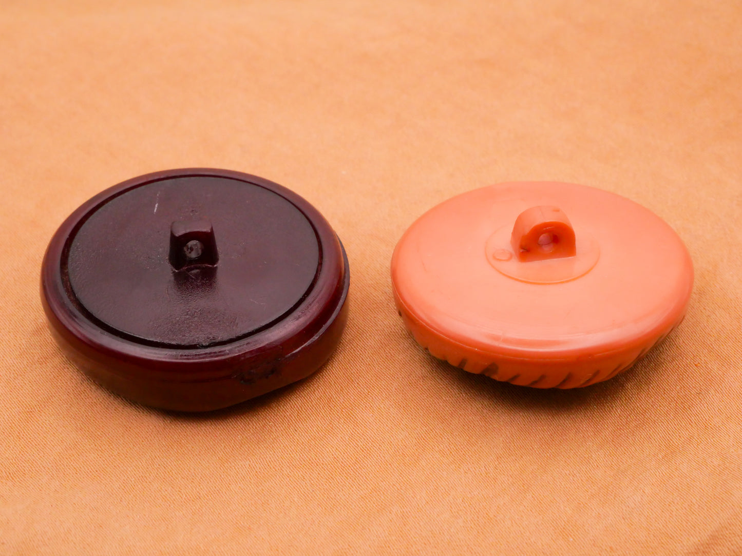 Textured Burgundy Rose Vintage Plastic Button Various 33-34mm
