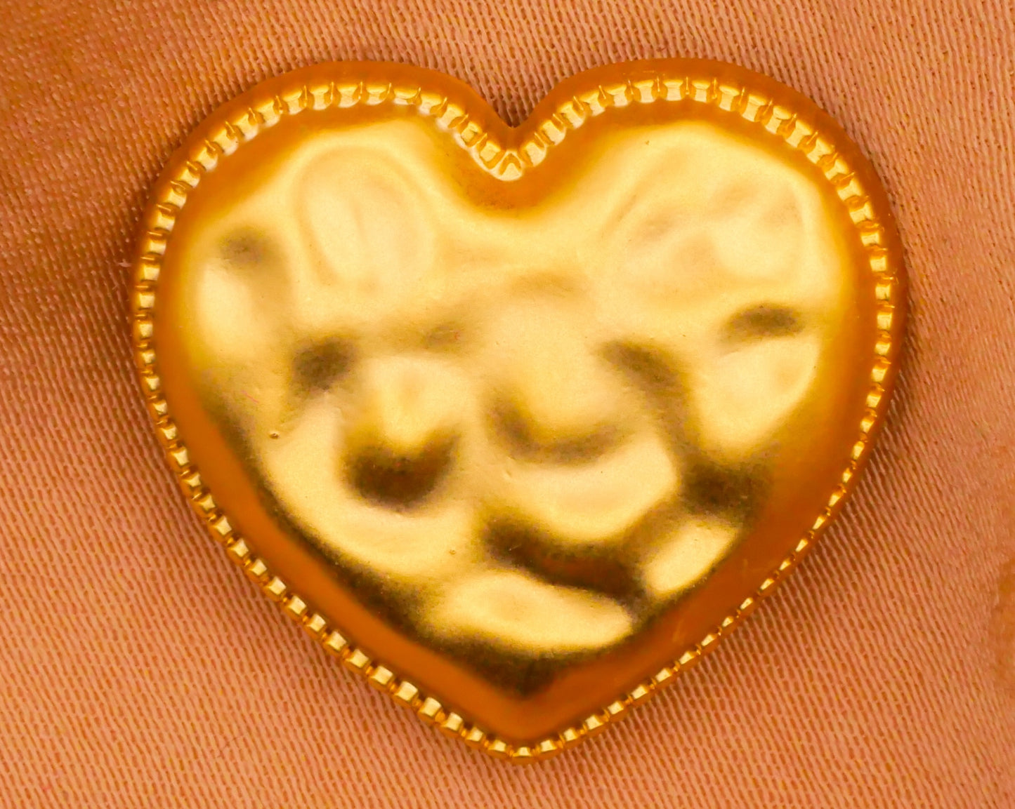 Heart Hammered Look Zipper Edge Gold Metal Button 21x23mm