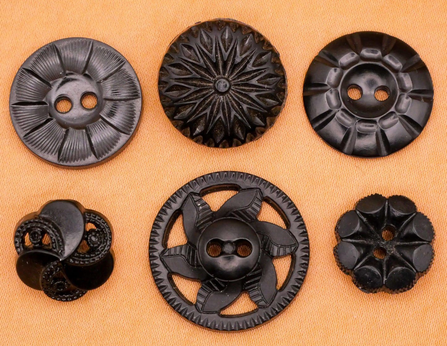 Housecoat Red Black Vintage Plastic Button Various 14-24mm