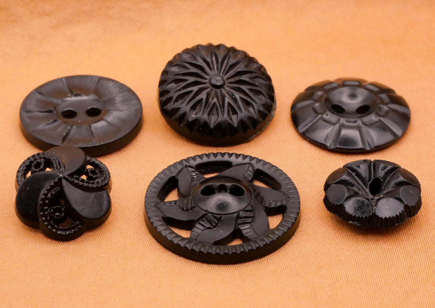 Housecoat Red Black Vintage Plastic Button Various 14-24mm